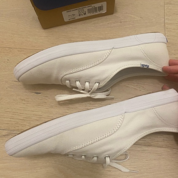 Keds Women 8.5 Champion White Canvas Sneakers - Picture 9 of 11